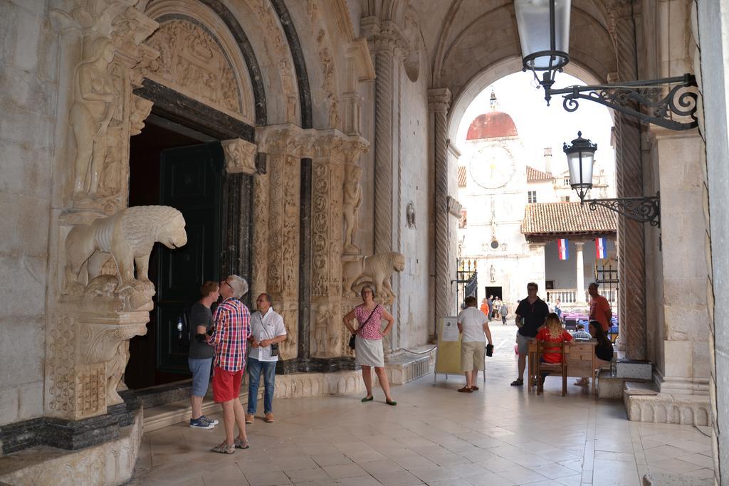 Apartment Kate Trogir Bagian luar foto