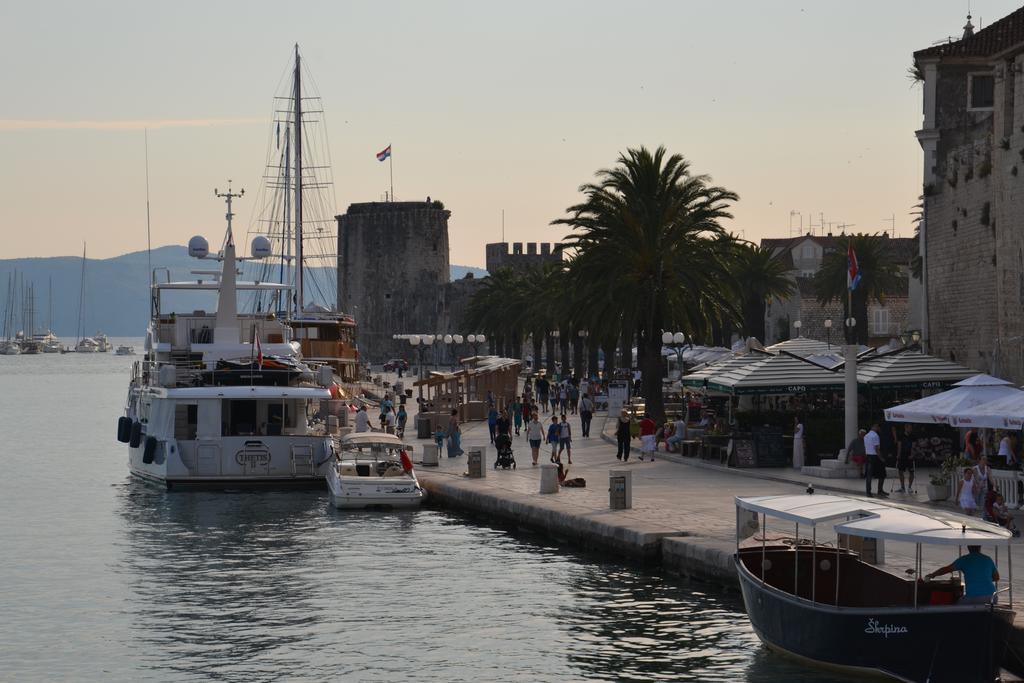 Apartment Kate Trogir Bagian luar foto