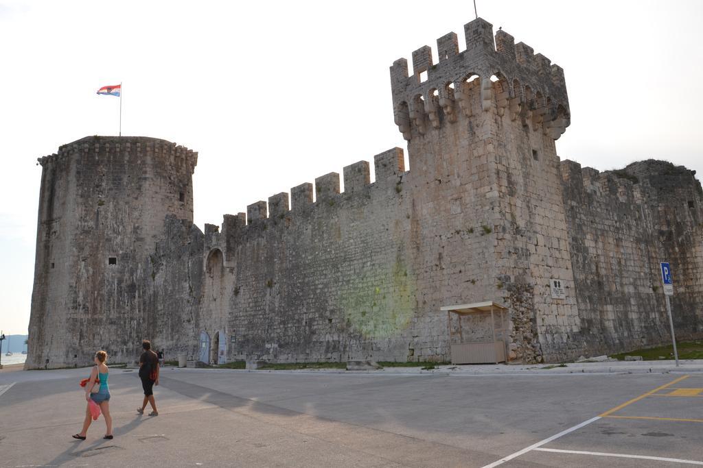 Apartment Kate Trogir Bagian luar foto