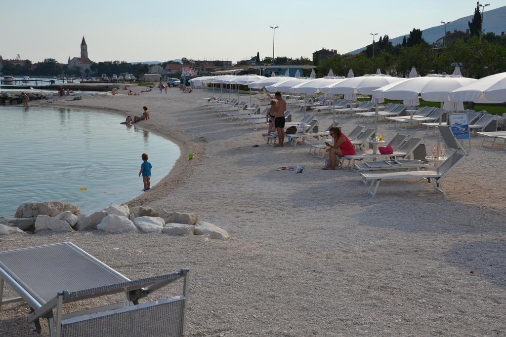 Apartment Kate Trogir Bagian luar foto