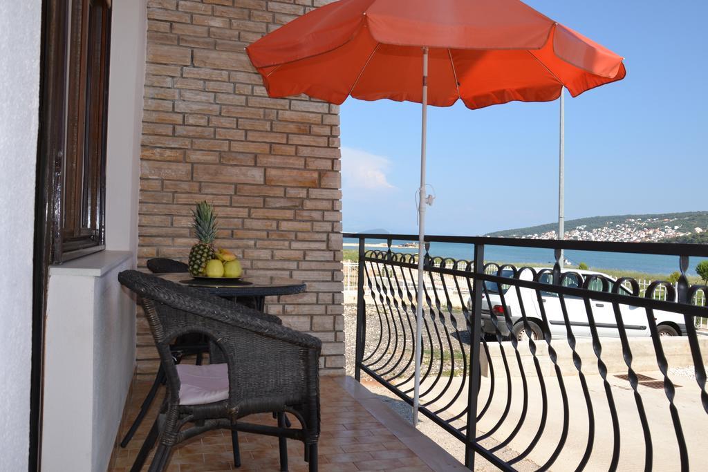 Apartment Kate Trogir Ruang foto